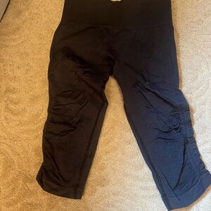 Lululemon cropped leggings